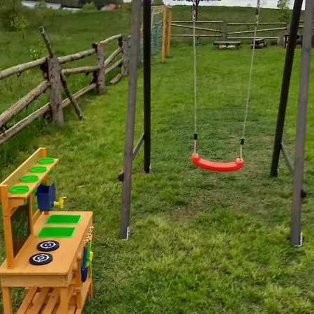 Między Jeziorami Ogonki